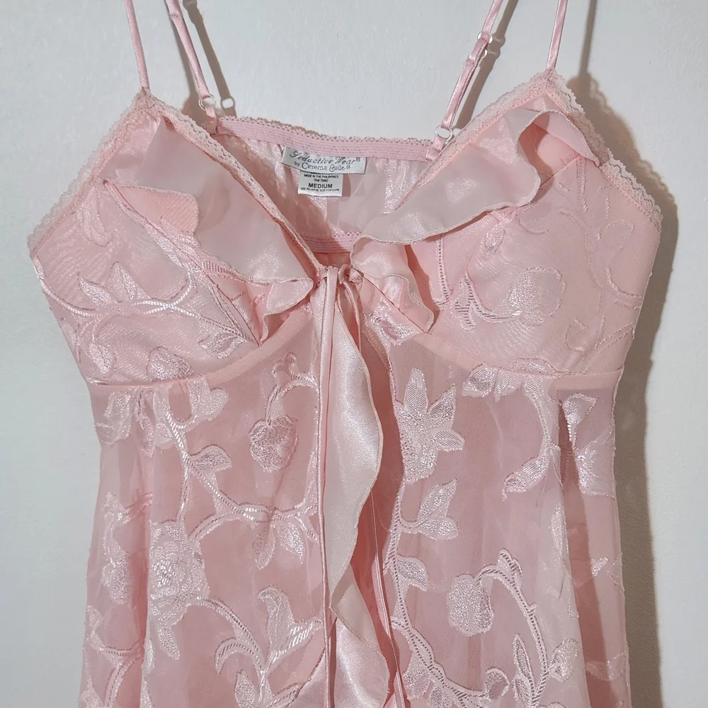 Cinema Etolie Pink Floral Lingerie Camisole Top NWT Size Medium - Picture 2 of 8